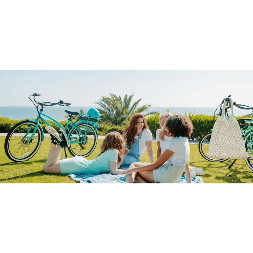 Girls_in_the_Park_with_Around_the_Block_500W