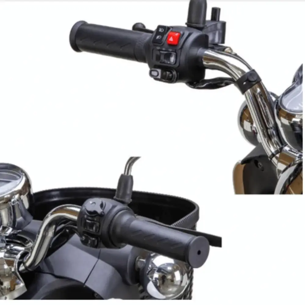 Bespoke_Supreme_3-Wheel_M…ility_Scooter_Handle_bar