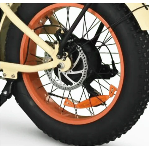 sixthreezero_Fat_Tire_750w_Reverse_ETrike_back_tire