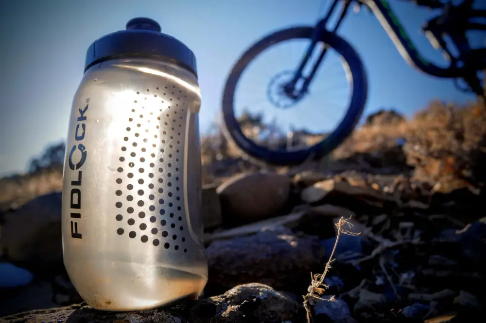 Fidlock Twist 450 Bottle + Universal Base detail
