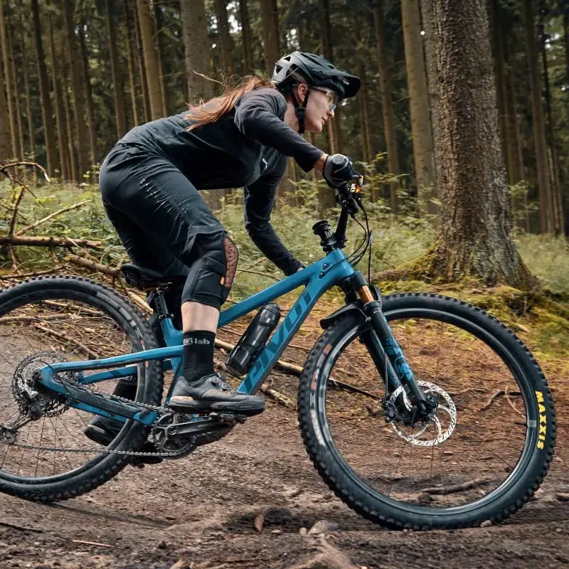 Fidlock Twist 800 Bottle + Bike Base detail