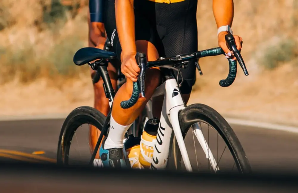 Fizik Tempo Aliante R3 Saddle detail