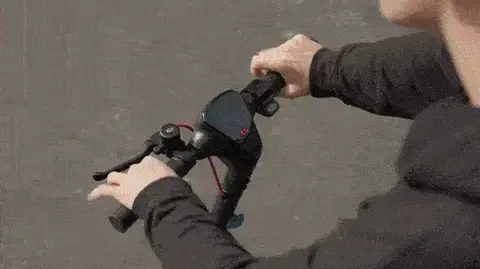 Navigate Your World with Ease on the Reyhee Cruiser Mobility Scooter