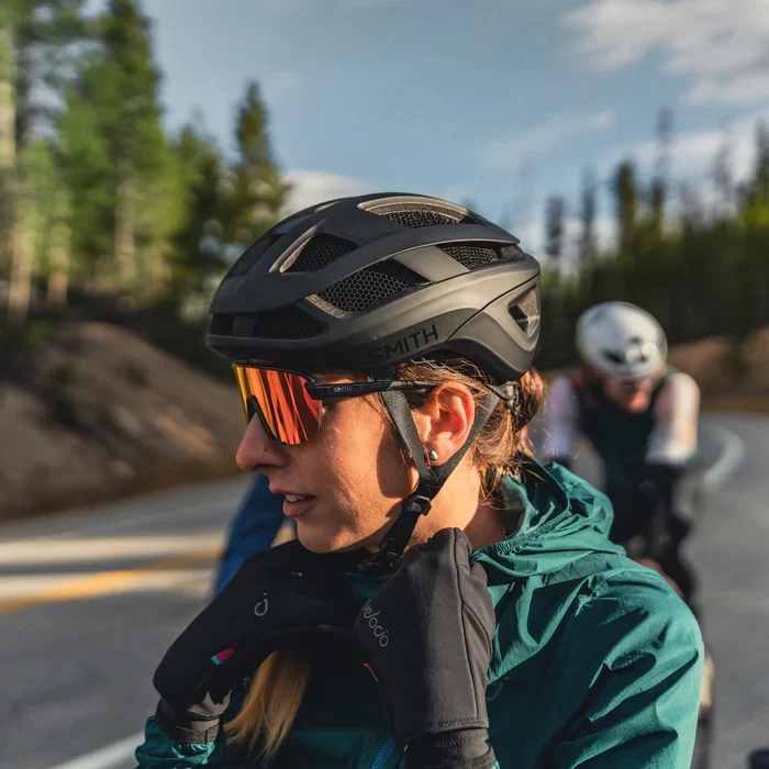 Smith Trace MIPS Helmet detail