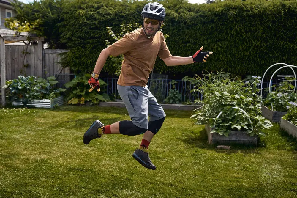 Tasco MTB Apparel - Shirt, Shorts, Gloves and Socks